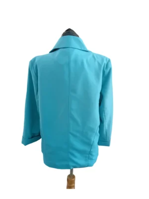 Dámske letné sako pre svieži a ženský outfit