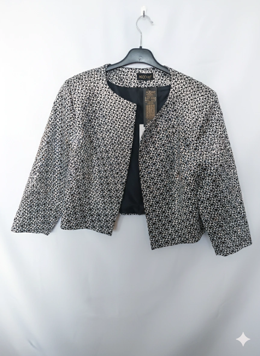 Dámske bolero Stela – elegantný strieborný lesk pre výnimočné chvíle | EDO – Obrázok 5