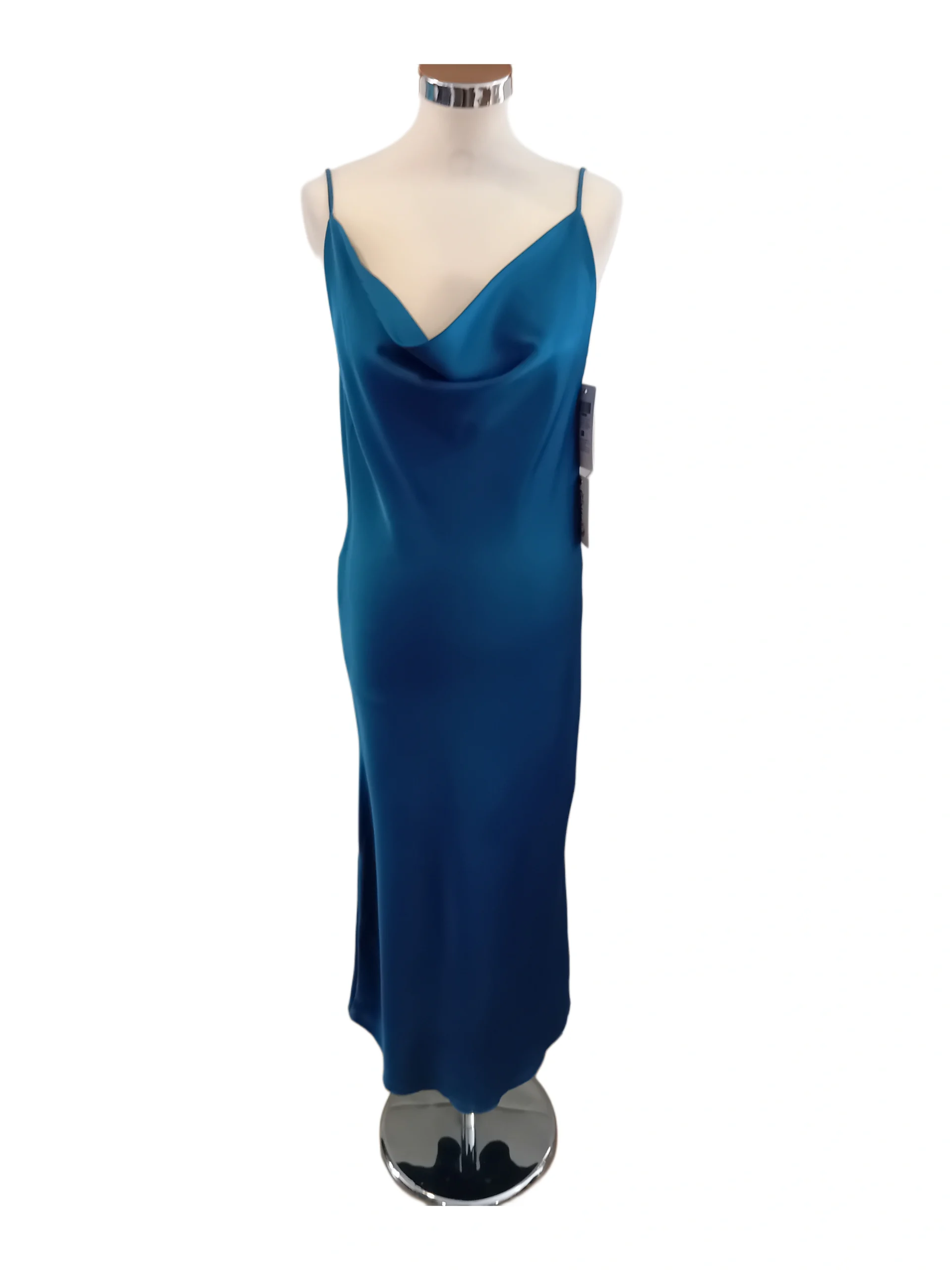 Dámske šaty pre jemný a ženský vzhľad